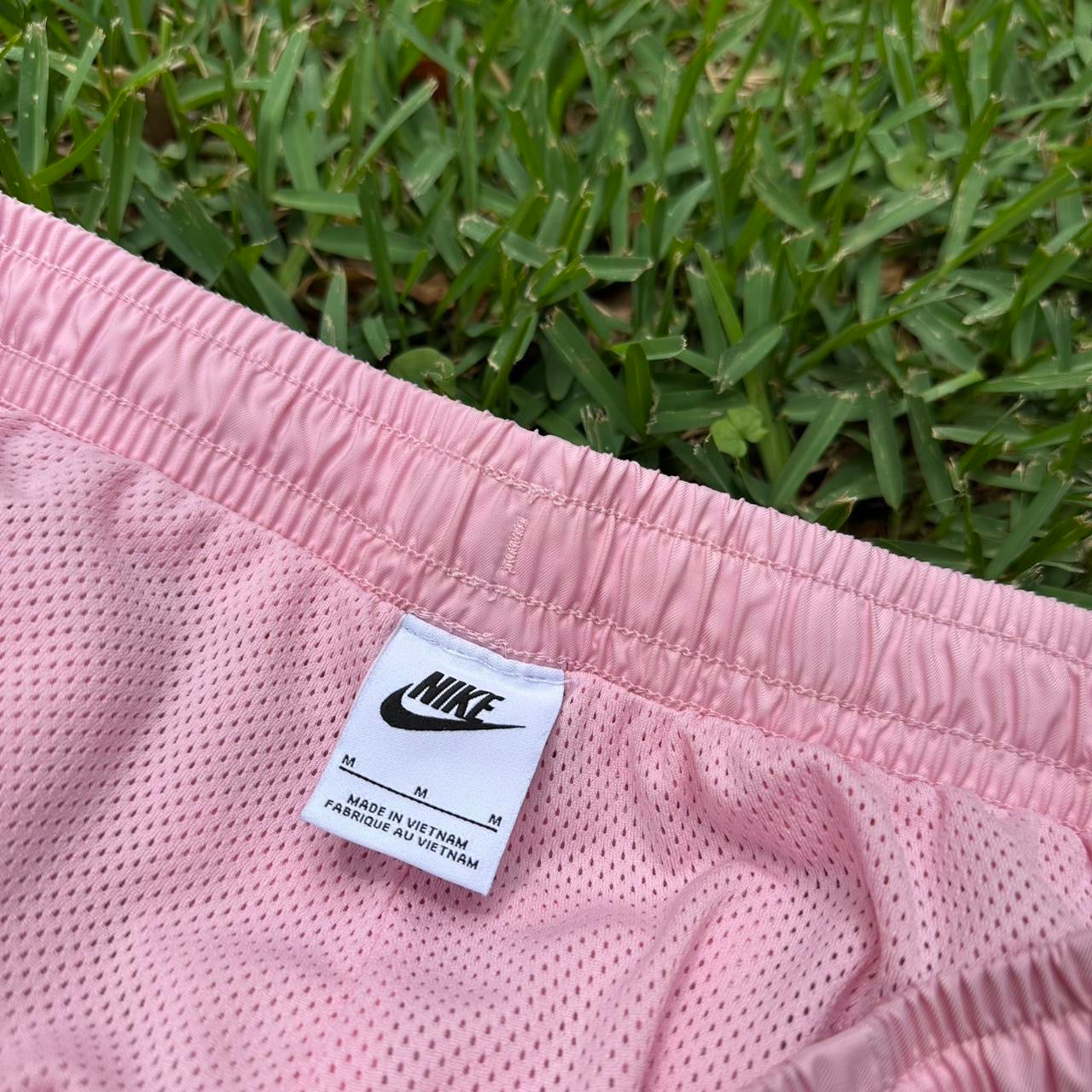 Nike men’s club woven flow shorts